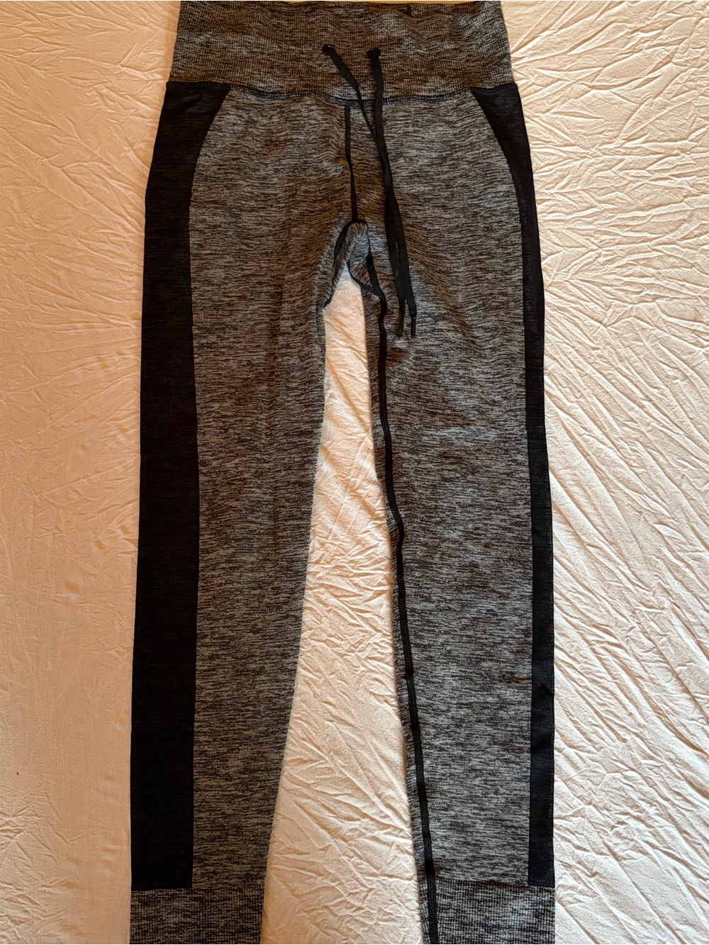 Vintage Victoria’s Secret Pink activewear leggings size s
